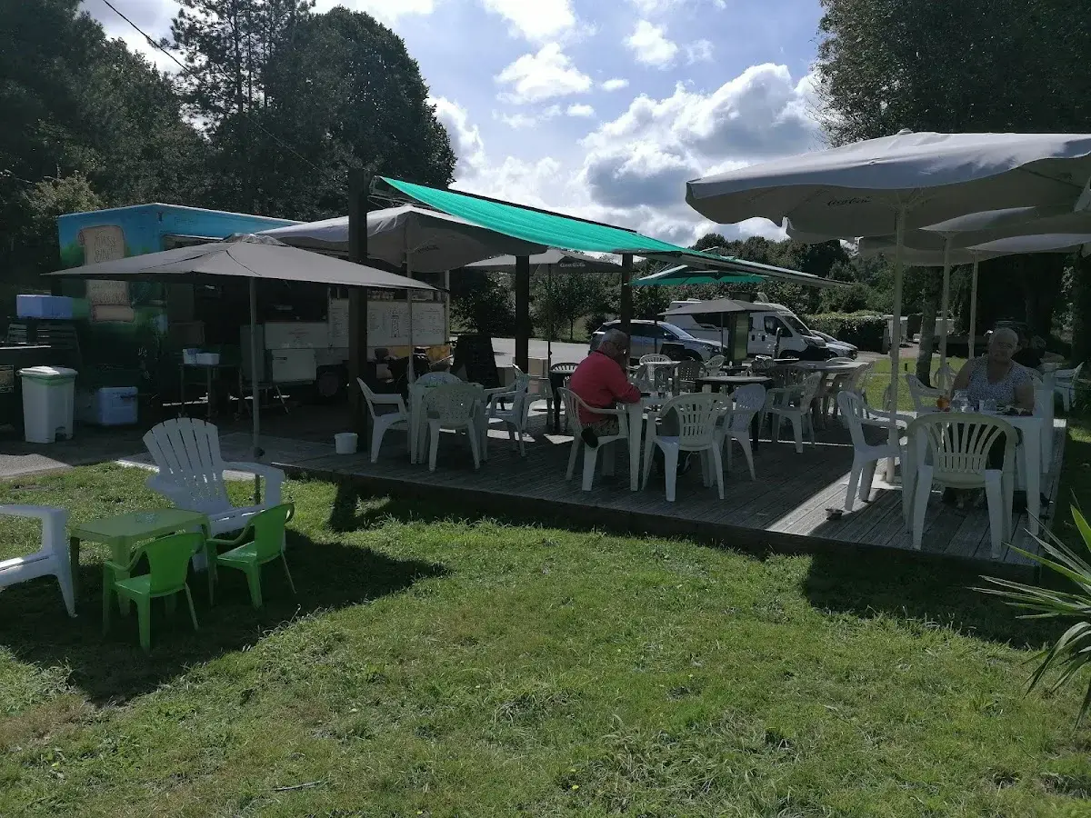 Terrasse du Rive Droite au bord du Blavet à Hennebont